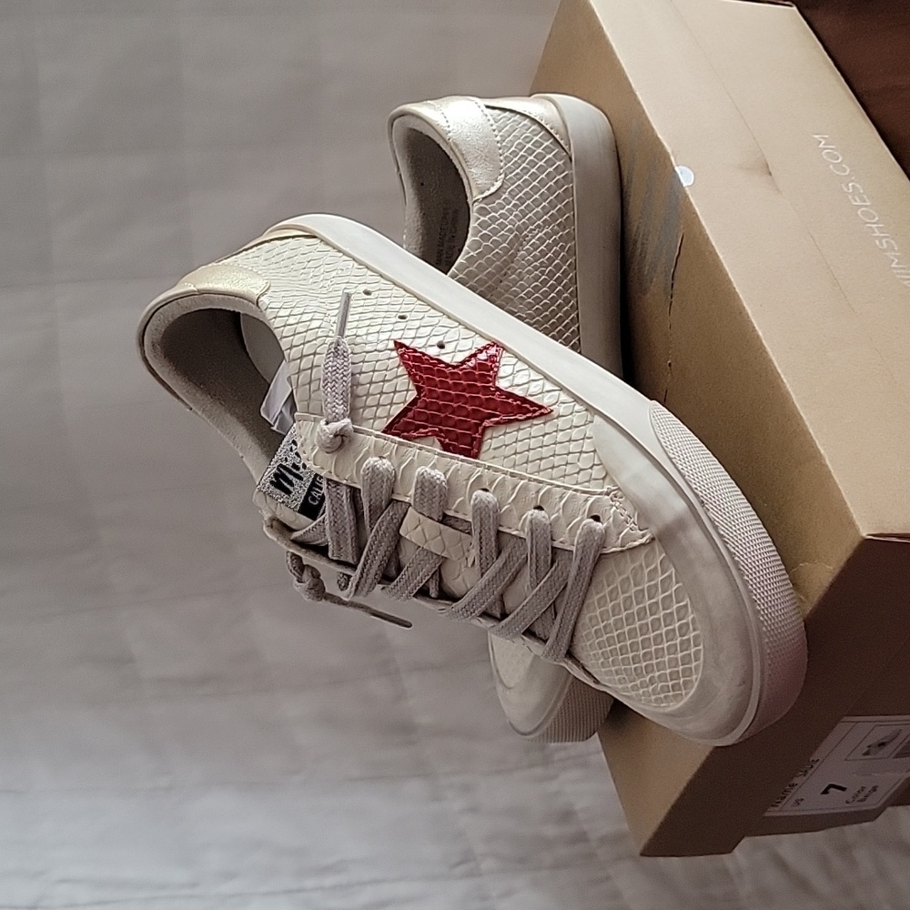 NEW MI.IM Sadie Star SNEAKER